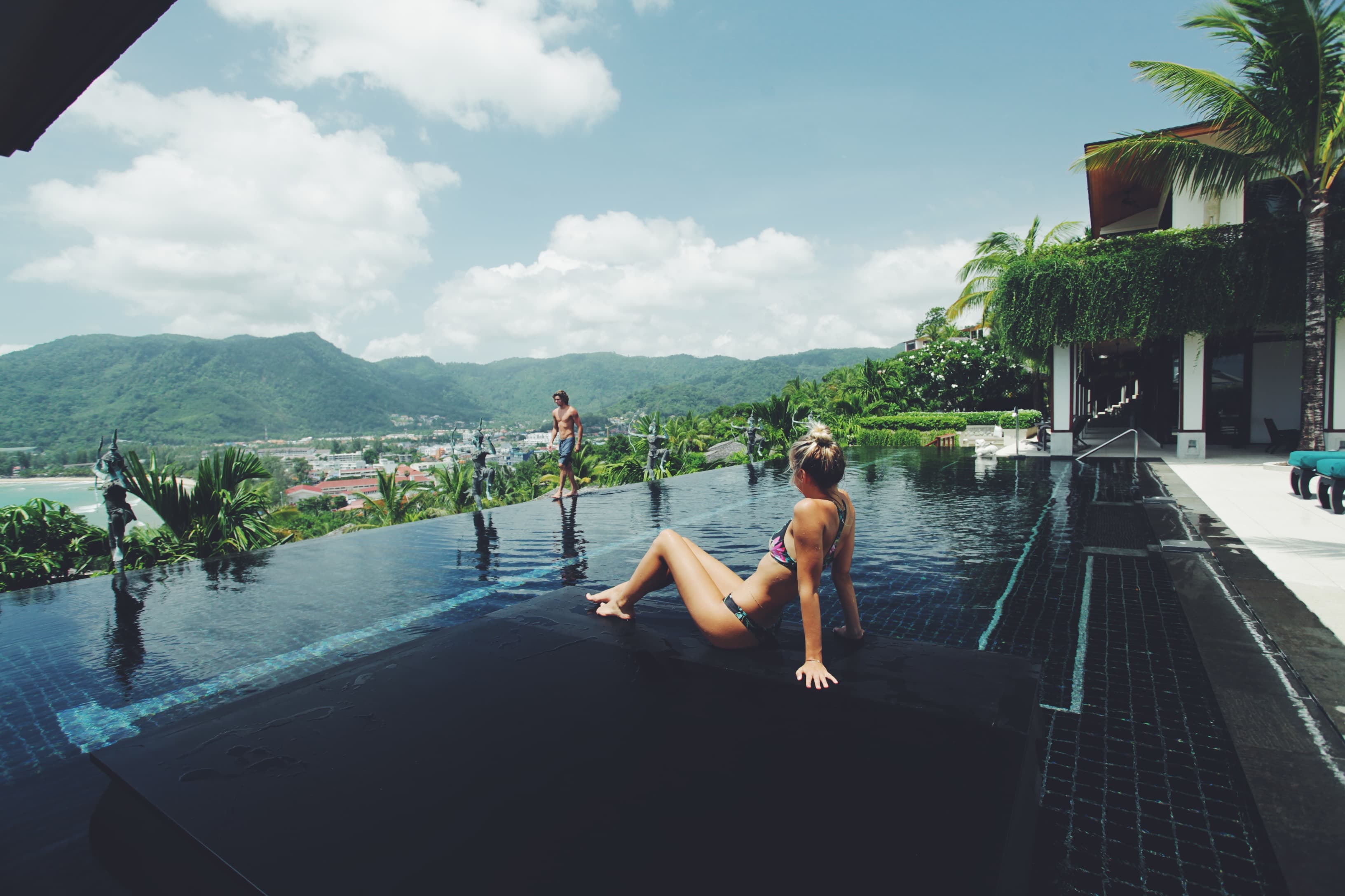 Pool Villa Party 🎉